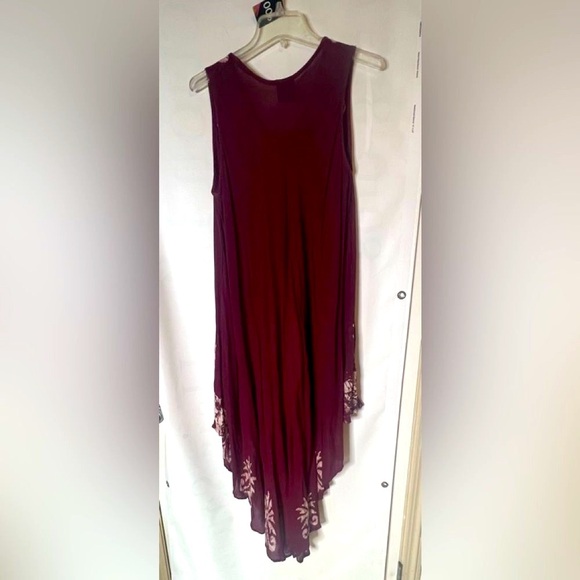 NF Embroidery Deep Cranberry  & Gold Color - Picture 5 of 7